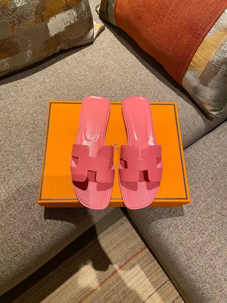 Hermès Oran Sandals Collection