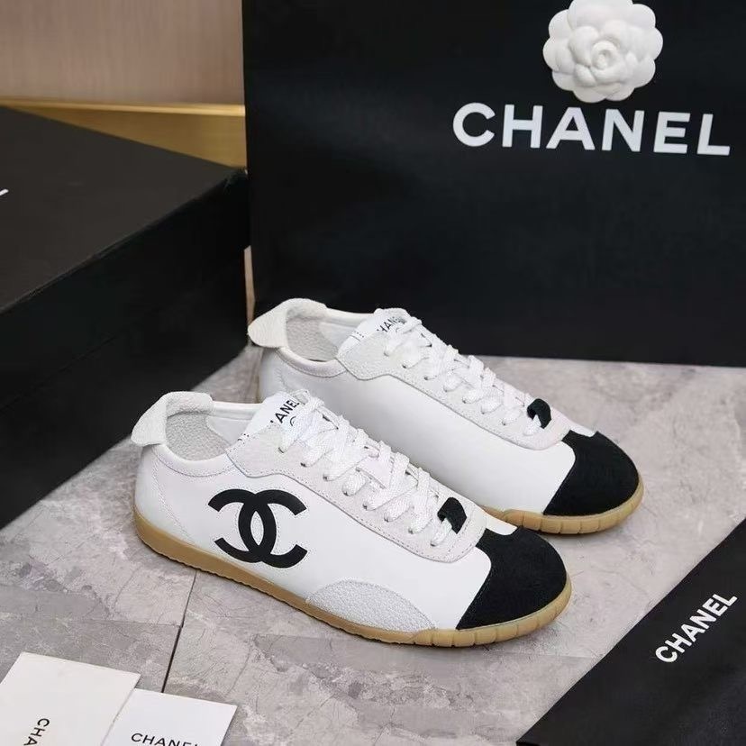 Chanel Two-Tone Leather Low-Top Sneakers