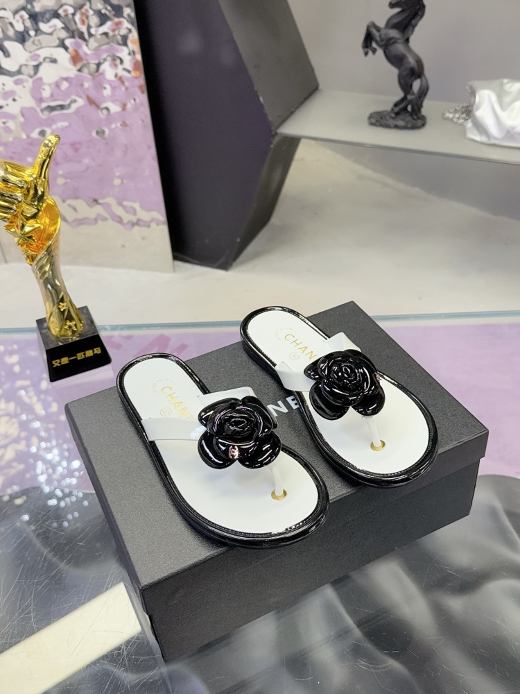 Chanel Camellia Patent Leather Flip-Flop Sandals