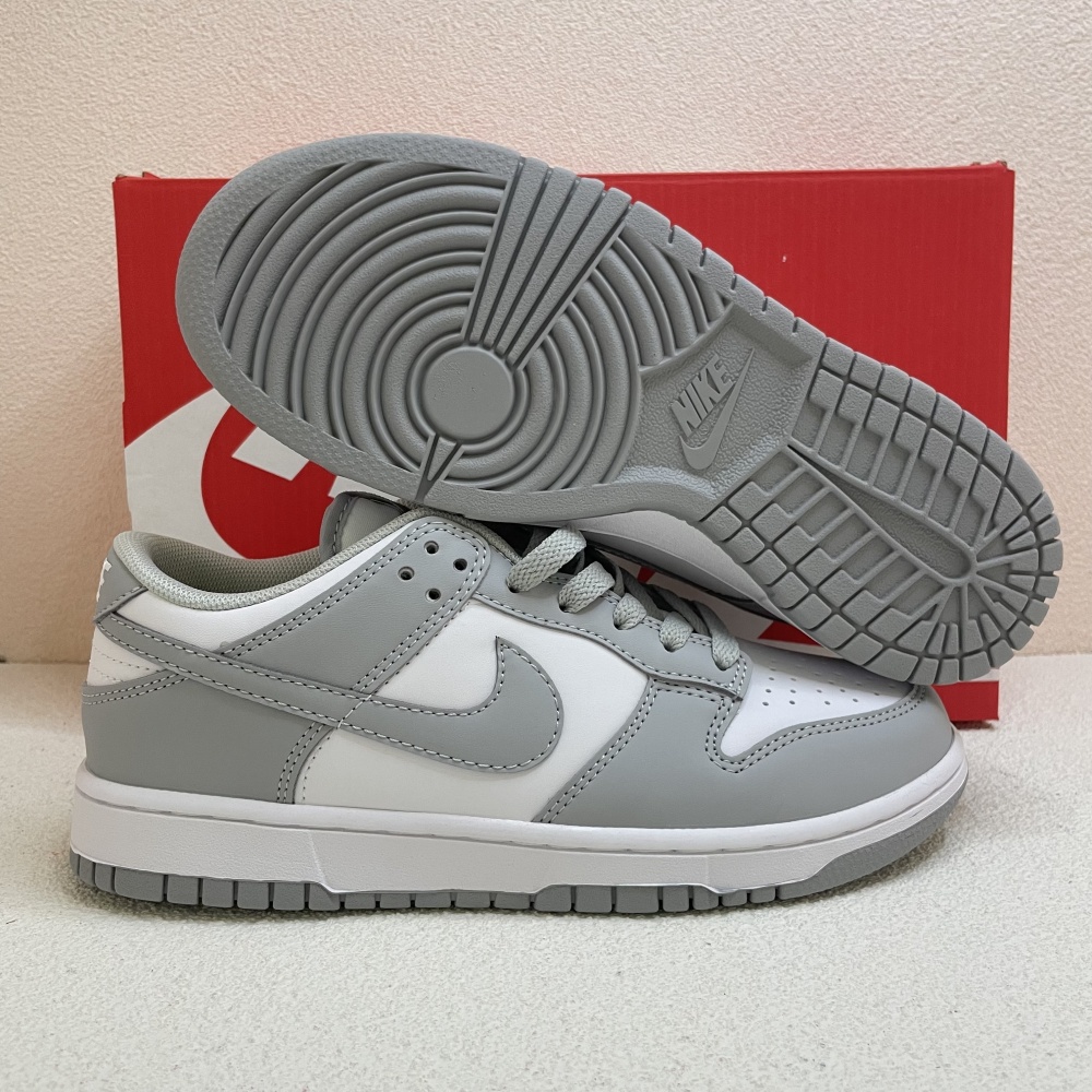 Nike  Dunk SB Sneakers (Men's & Women's) — 38 Colorways