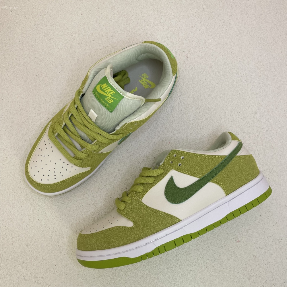 Nike  Dunk SB Sneakers (Men's & Women's) — 38 Colorways