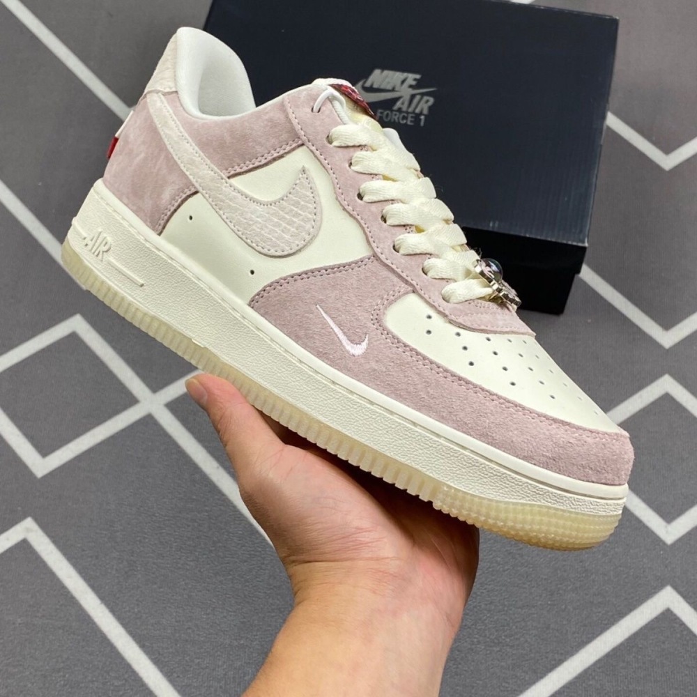 New Arrivals: Nike Air Force Series