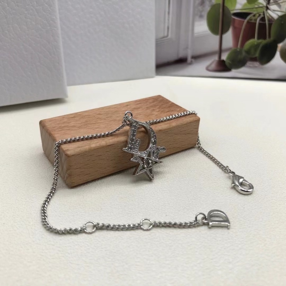Dior bracelet