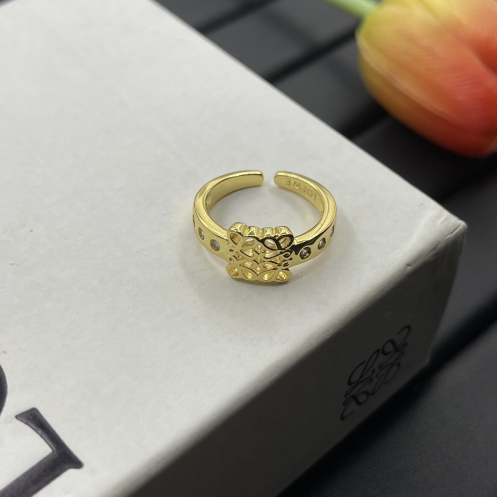 LOEWE Ring
