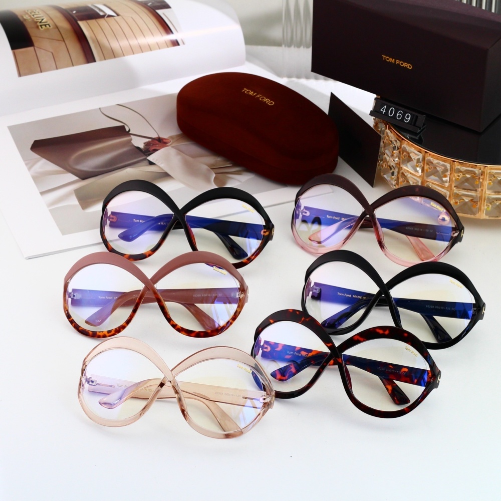Tom Ford Sunglasses 16406920