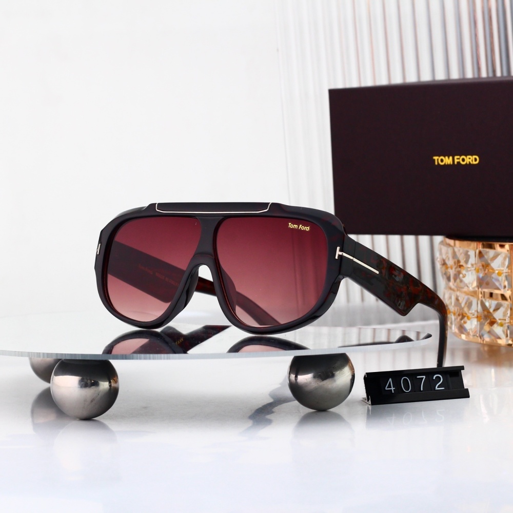 Tom Ford Sunglasses 1640720