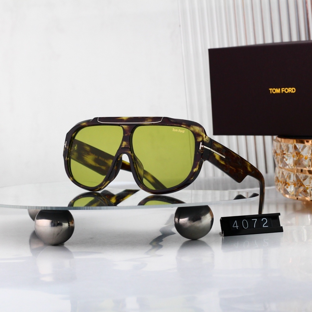 Tom Ford Sunglasses 1640720