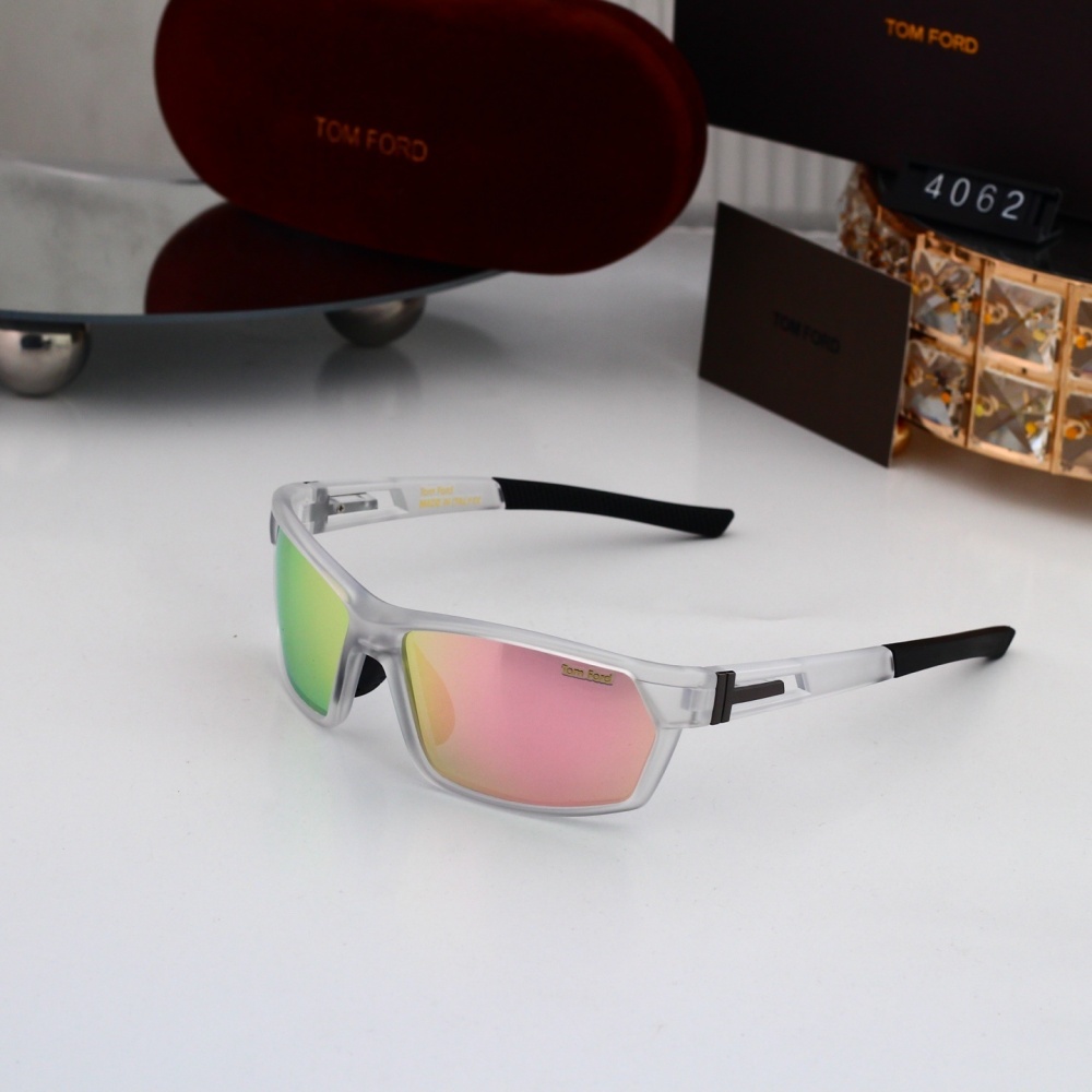 Tom Ford Sunglasses 2040625