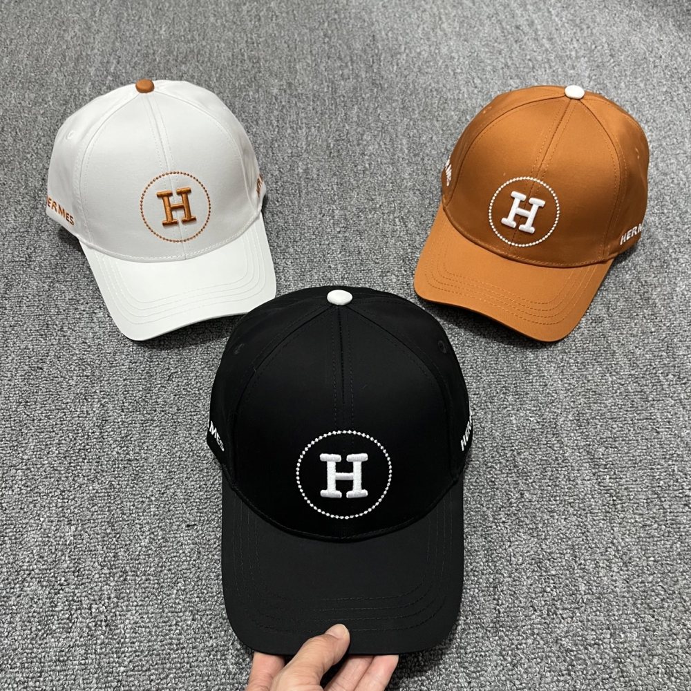 Hermès men's and women's baseball caps 2