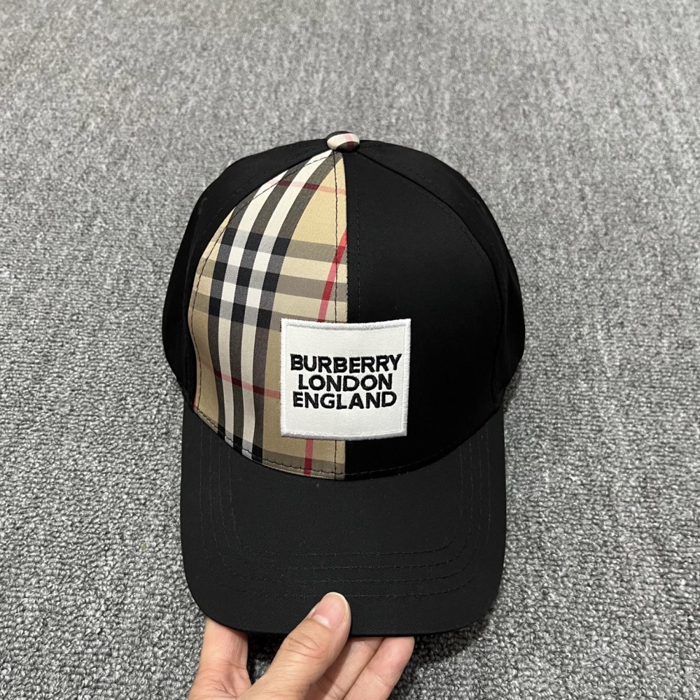 Burberry Unisex Baseball Caps 3