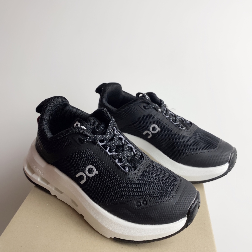 On Cloud nova Children’s Shoes
