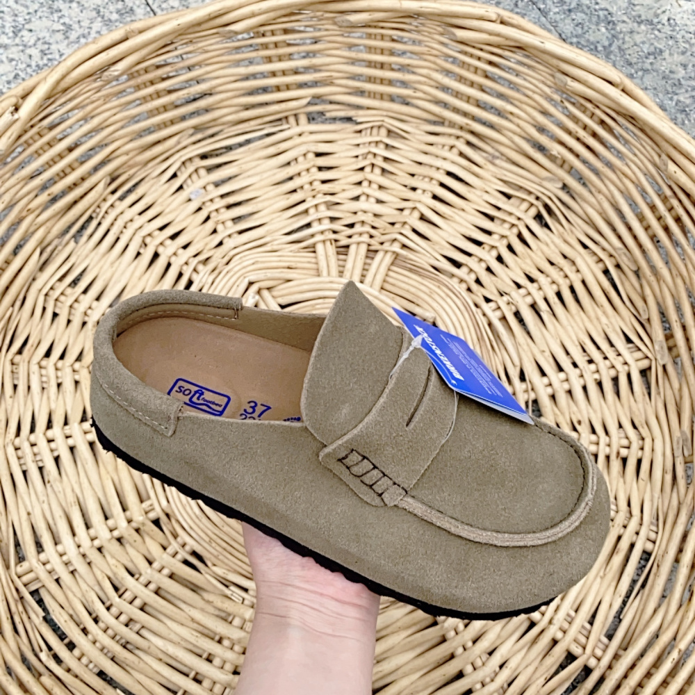 Birkenstock Unisex Mule Slides