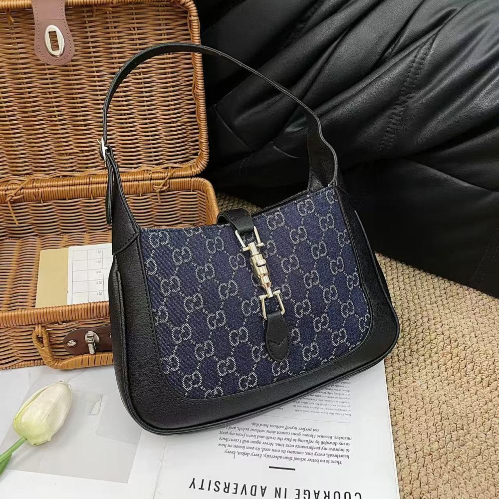 Gucci Jackie 1961 Shoulder Bag