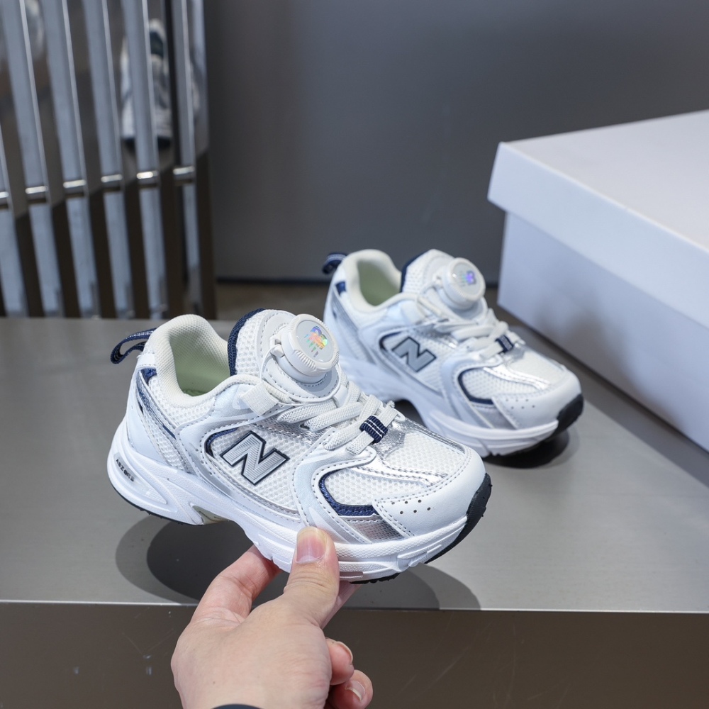 Kids NEW Balance NB530