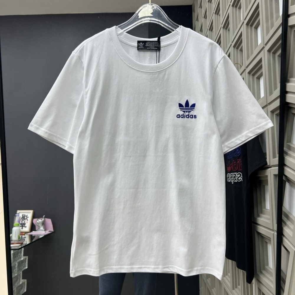 Adidas Unisex embroidered short-sleeve top