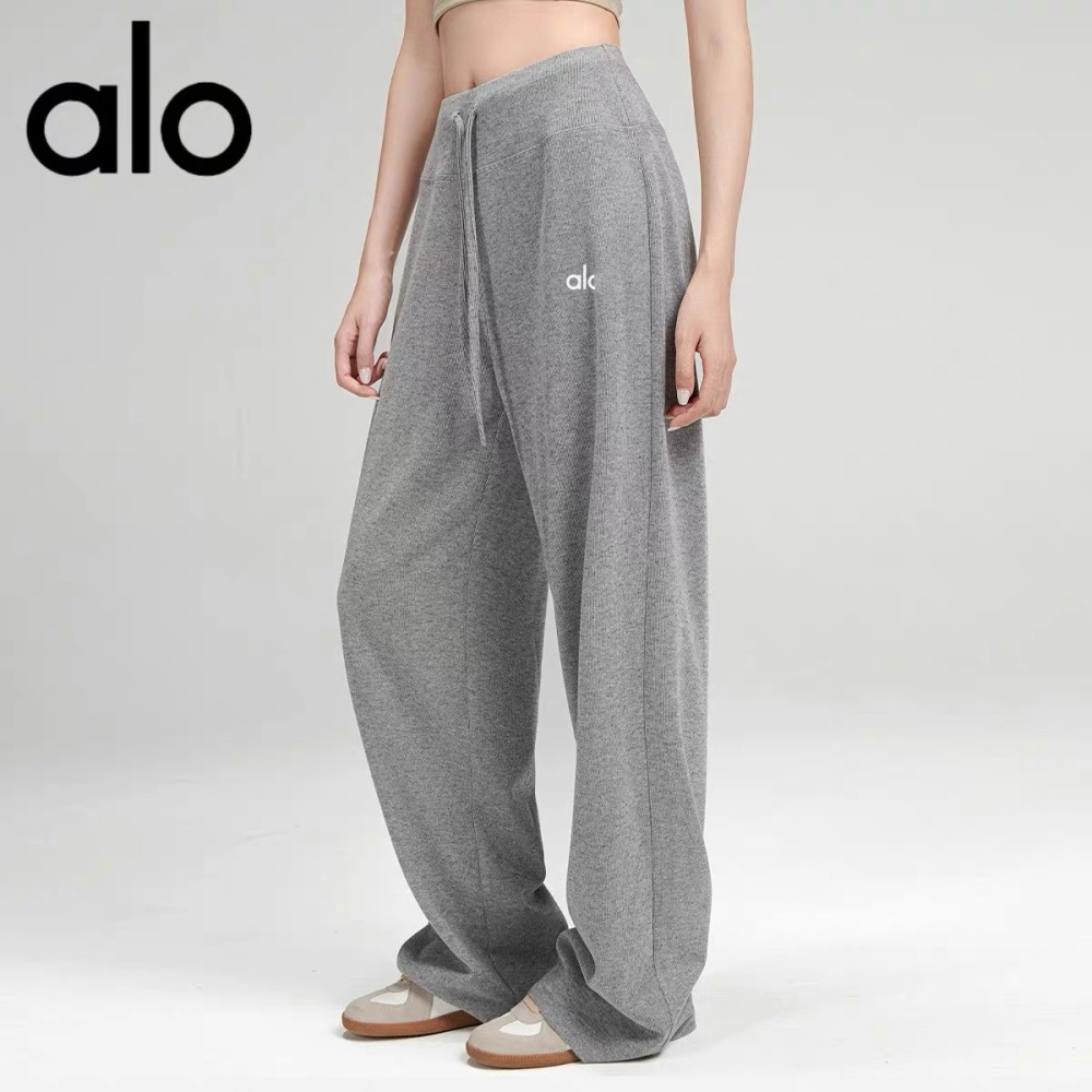 Alo High-Waisted Pants with Reflective Letter Print