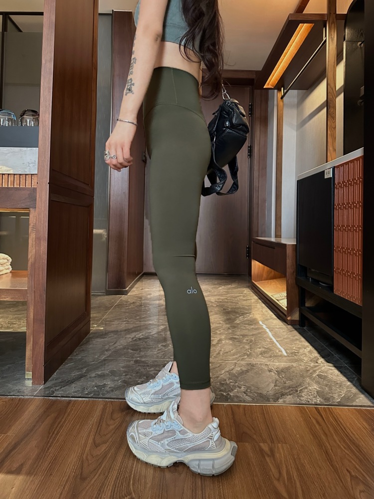 ALO Classic Leggings
