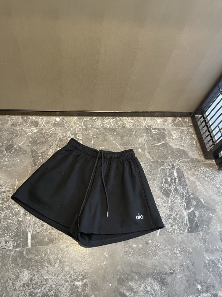 alo Bright Label Casual Terry Cotton Shorts