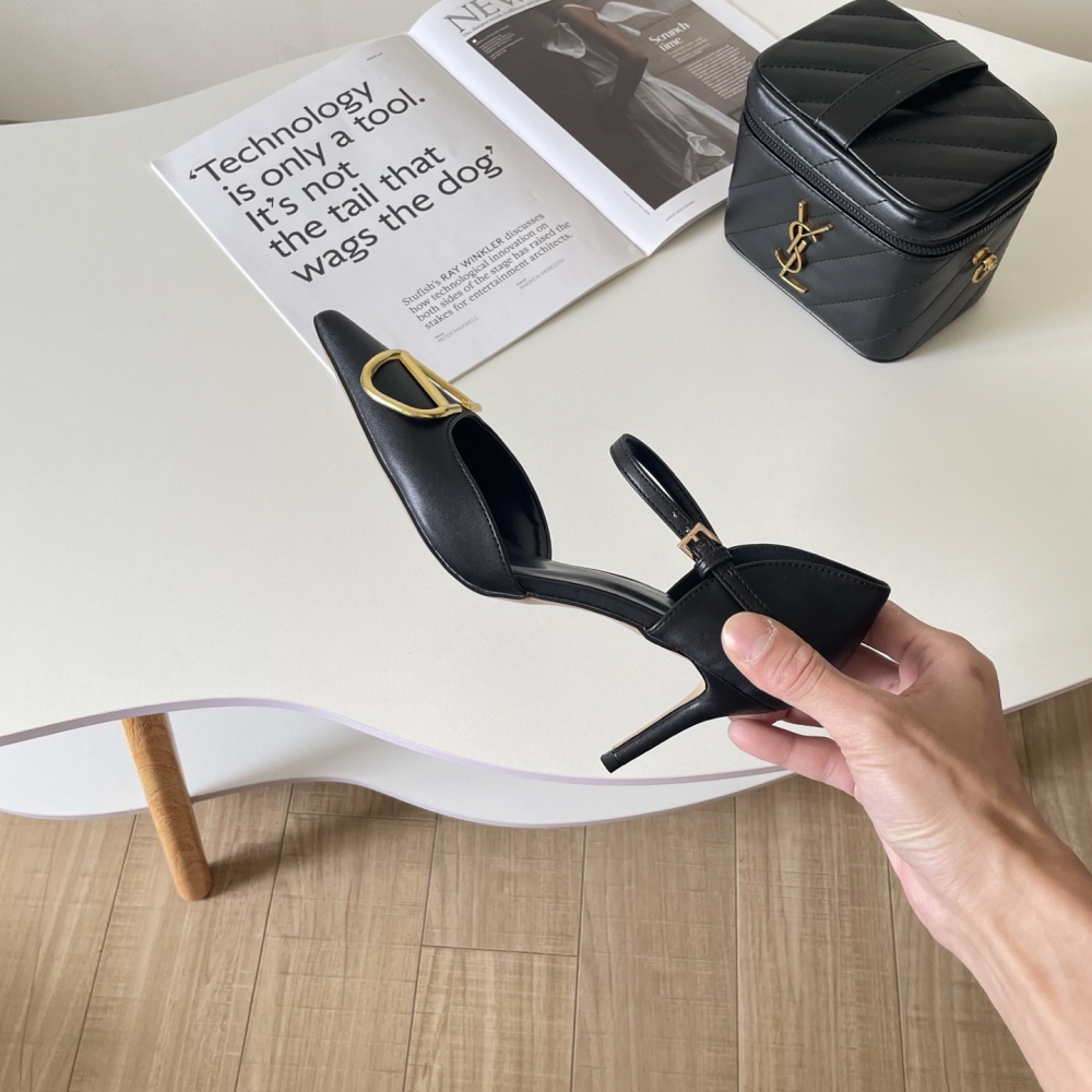 Valentino Classic V-buckle high heels