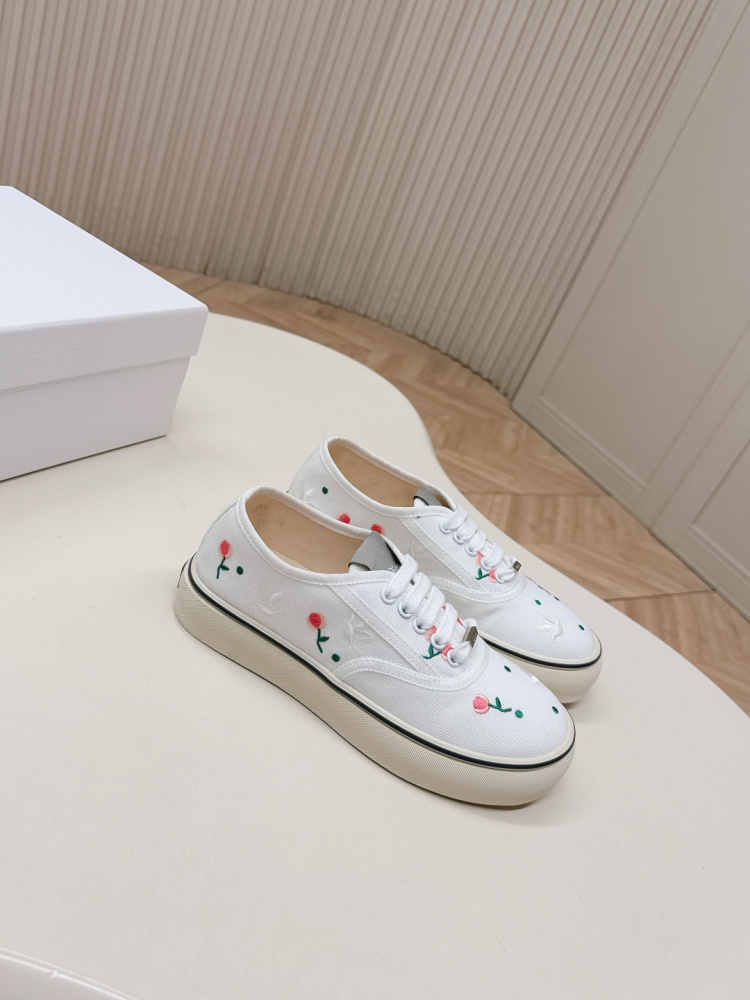 Dior Saltwind Series Retro Casual Skate-Style Sneakers