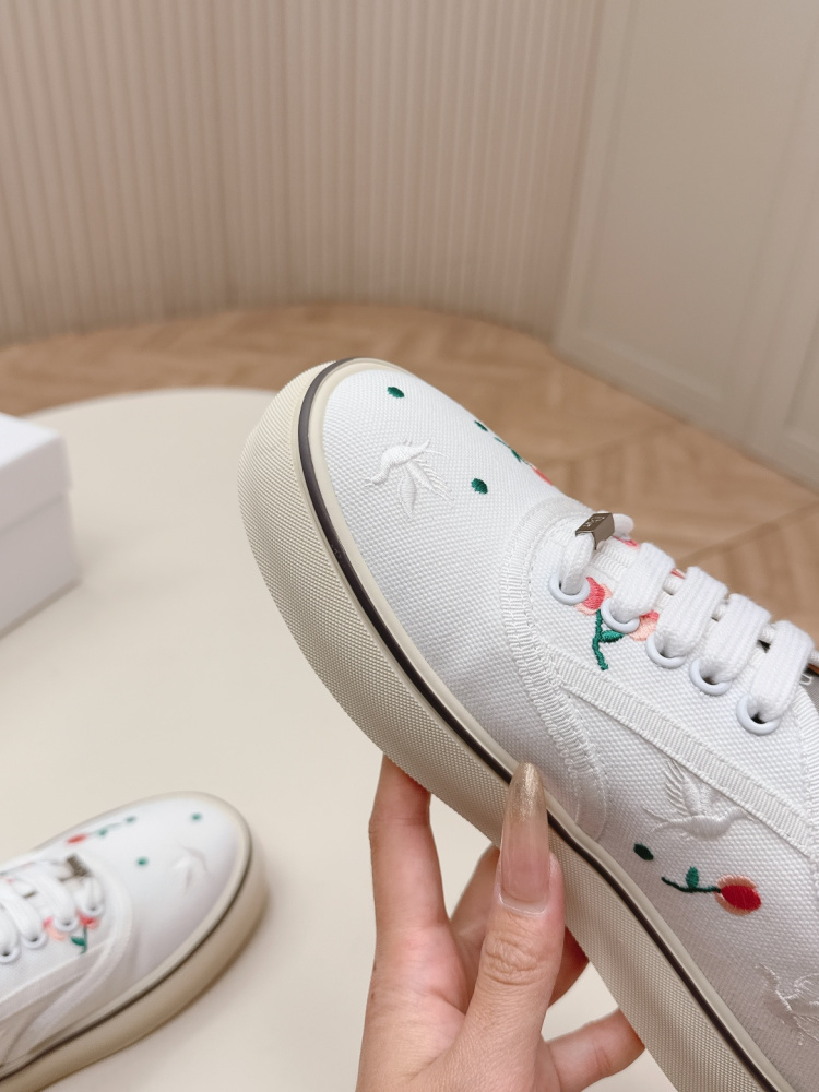 Dior Saltwind Series Retro Casual Skate-Style Sneakers