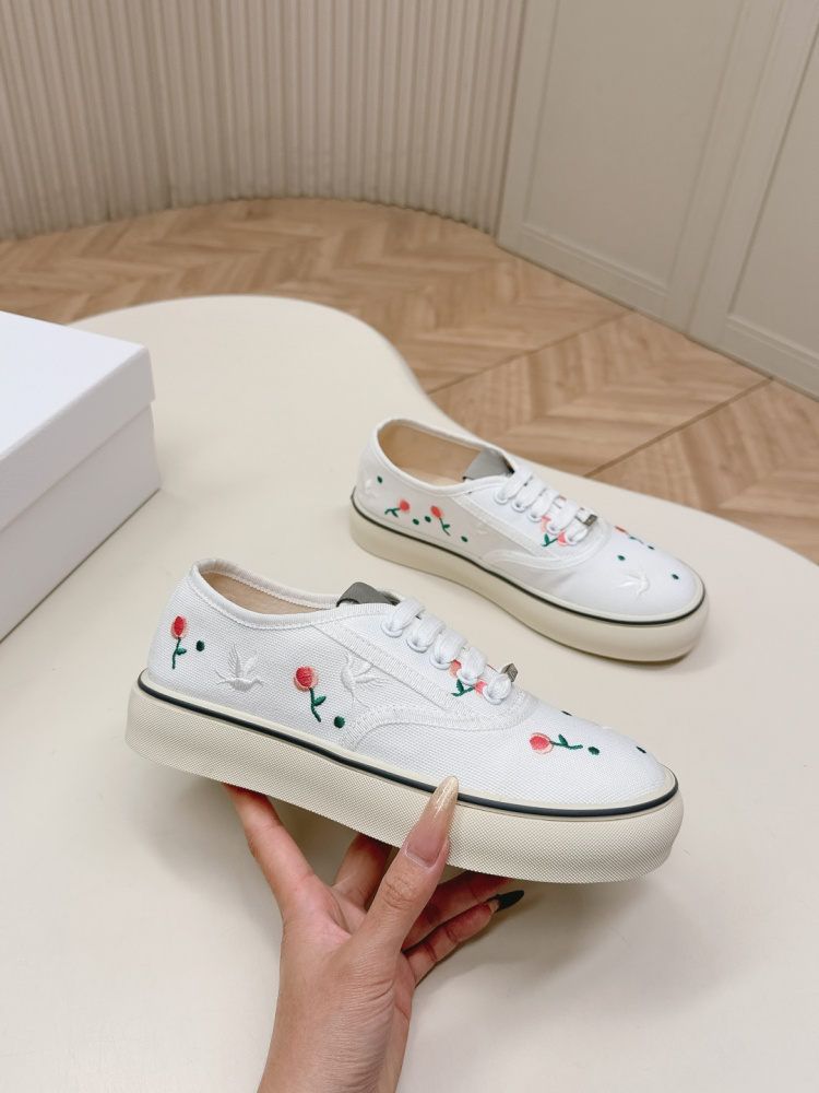Dior Saltwind Series Retro Casual Skate-Style Sneakers