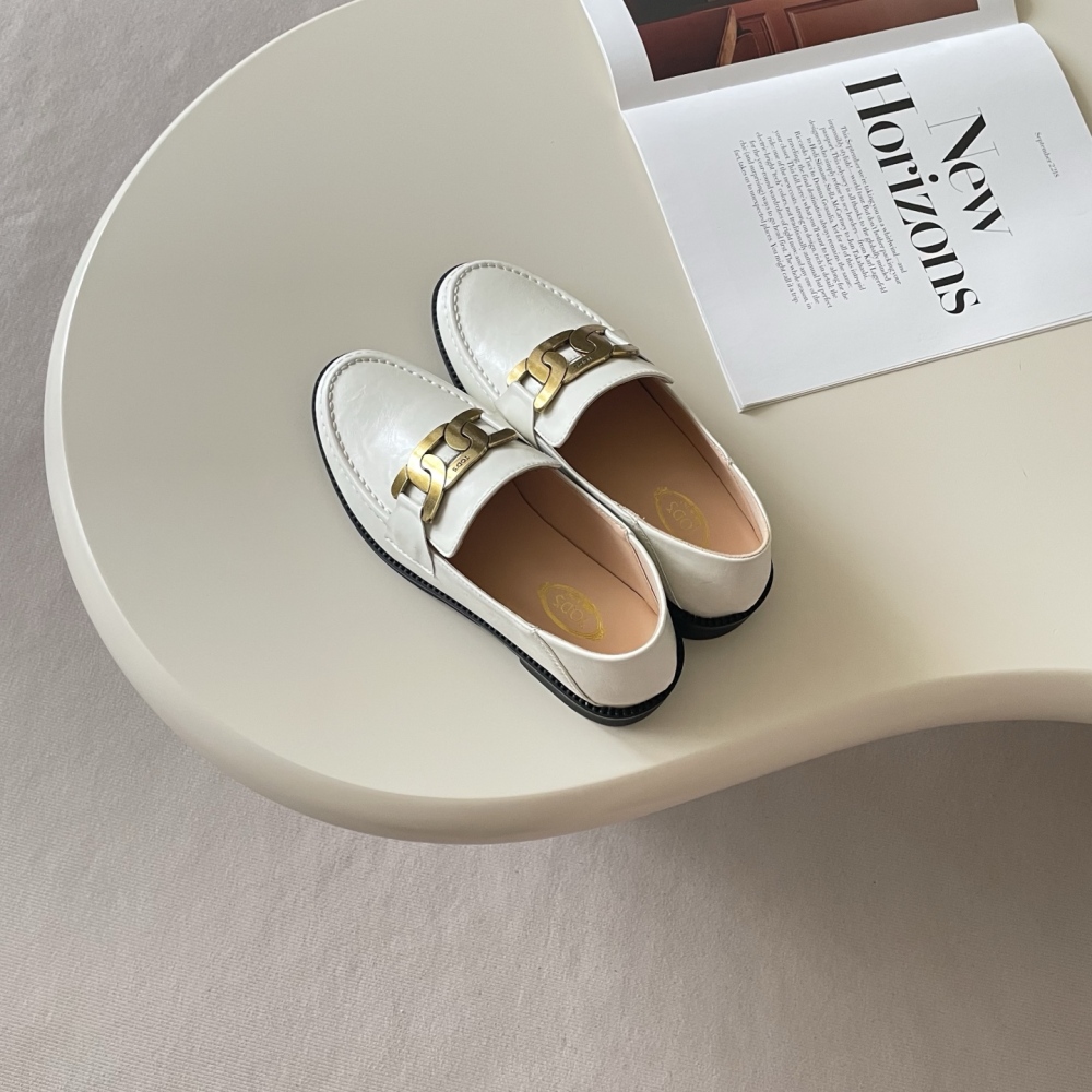 TOD'S 26P Chain-Detail Flats