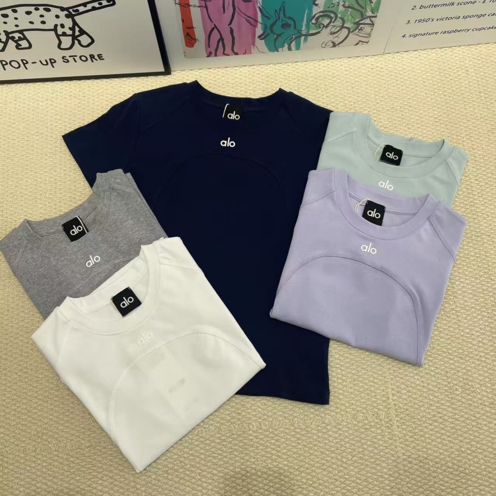 Alo T-shirt