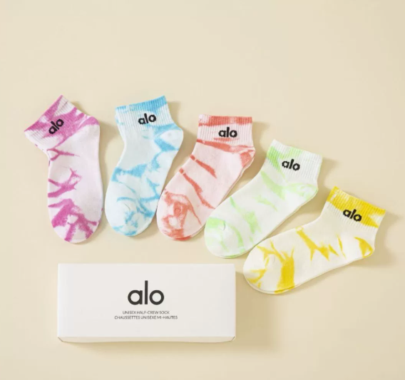 Alo socks with box