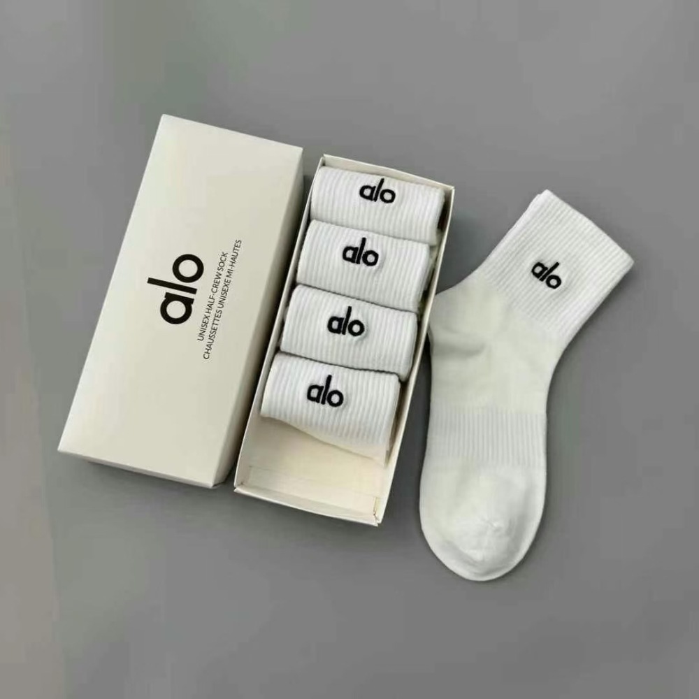 Alo socks with box