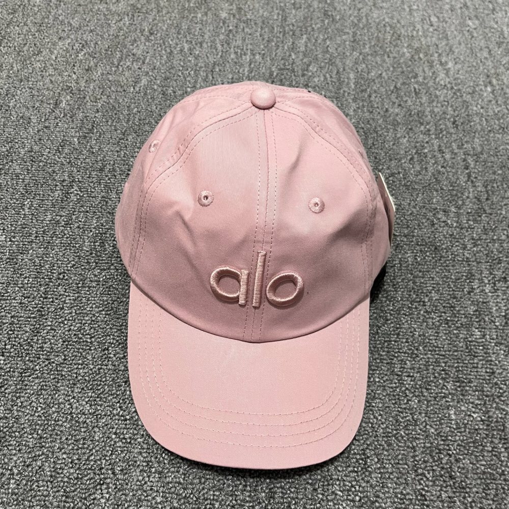 Trending Alo Yoga Baseball Caps for Men and Women
