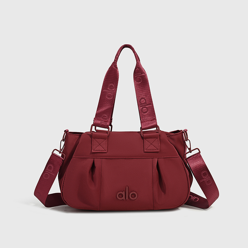 ALO Yoga Versatile Athleisure Tote Bag 2