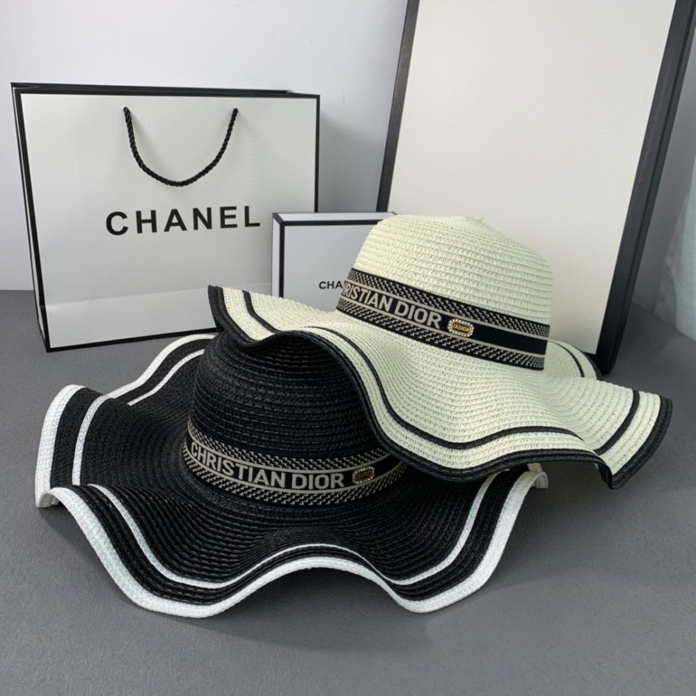 Dior caps