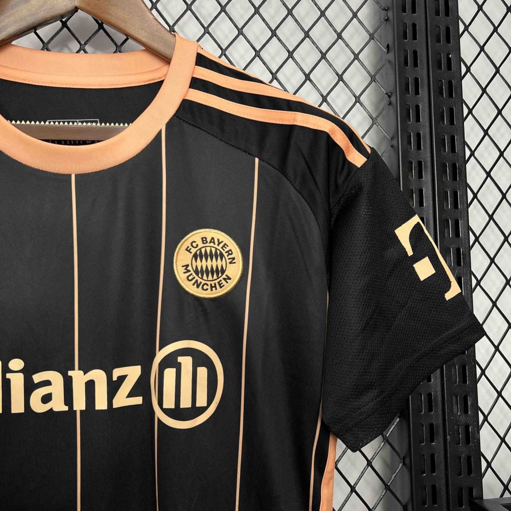 24-25 Bayern Munich Special Edition Black Kit Soccer Uniform Jerseys