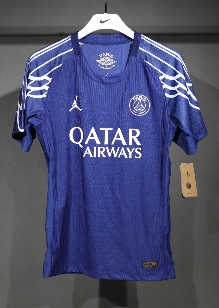 PSG Jordan Shirt Fourth Stadium Jersey Player Version 24-25