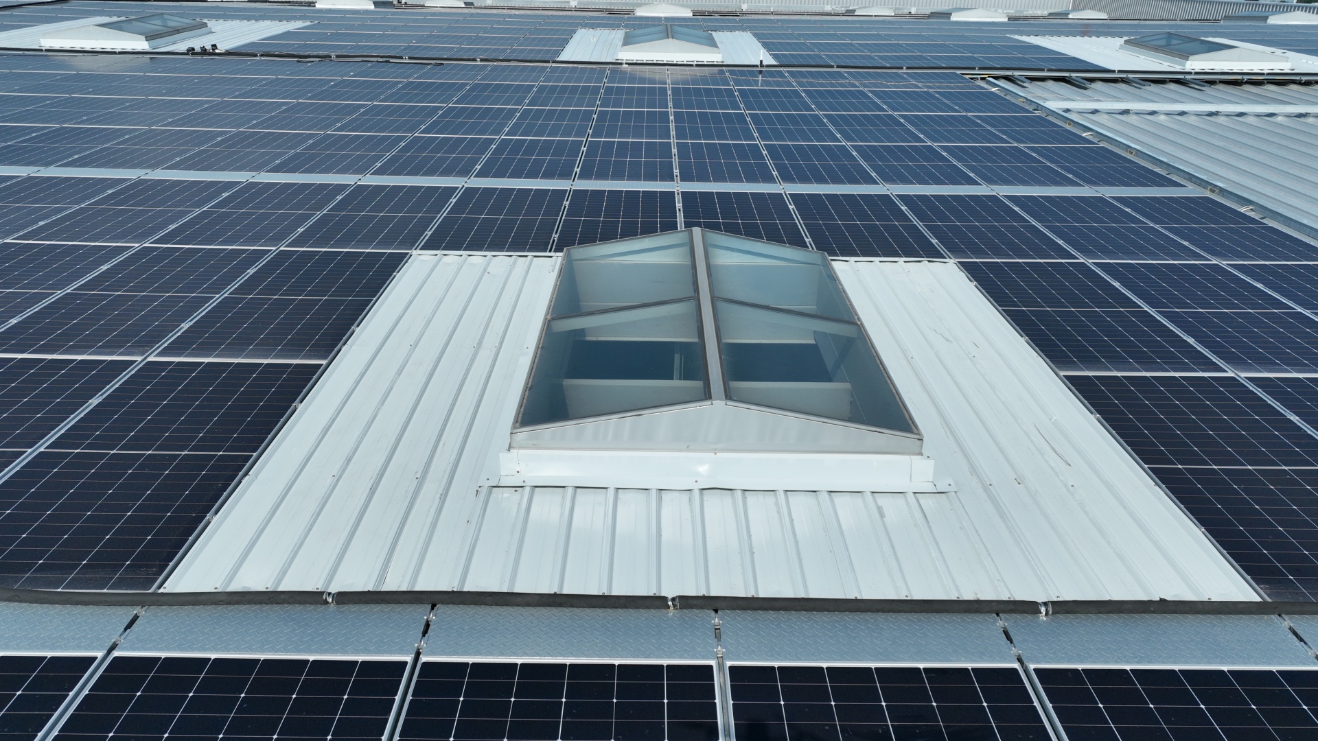 BIPV facade installation
