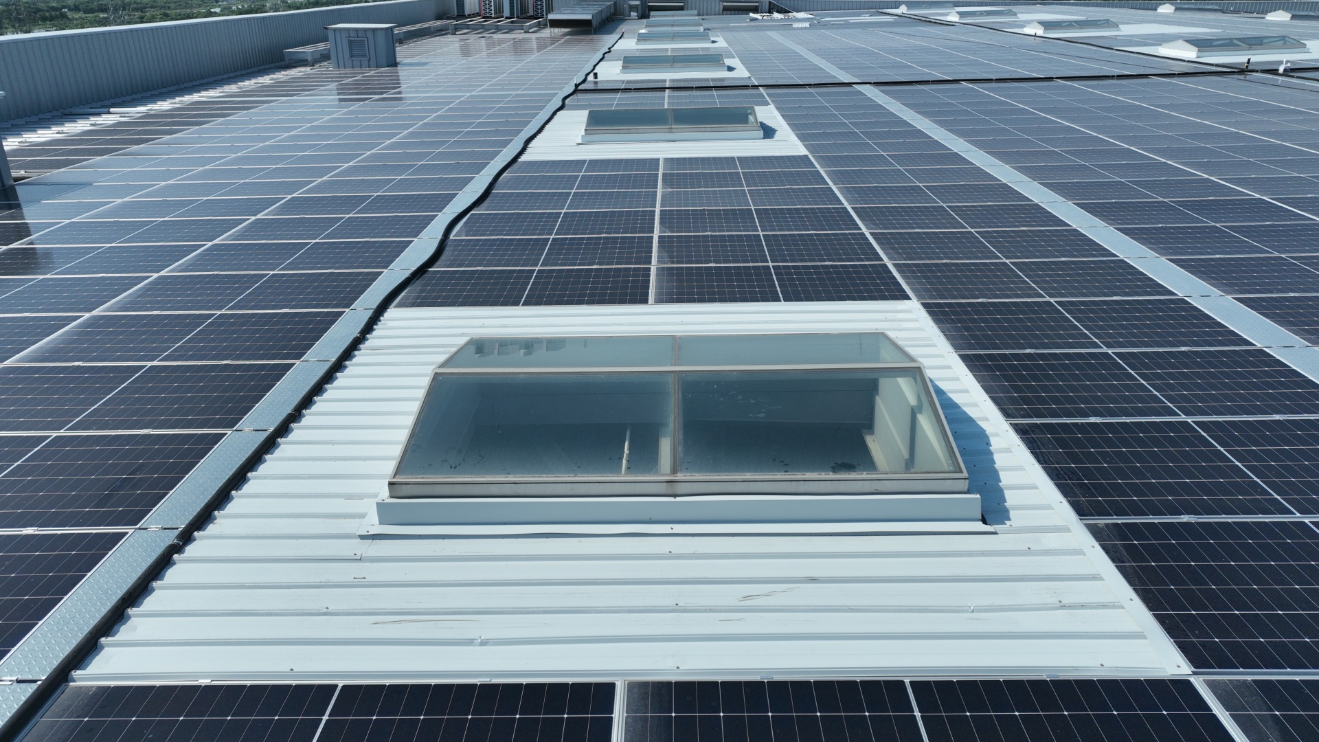 BIPV roof installation