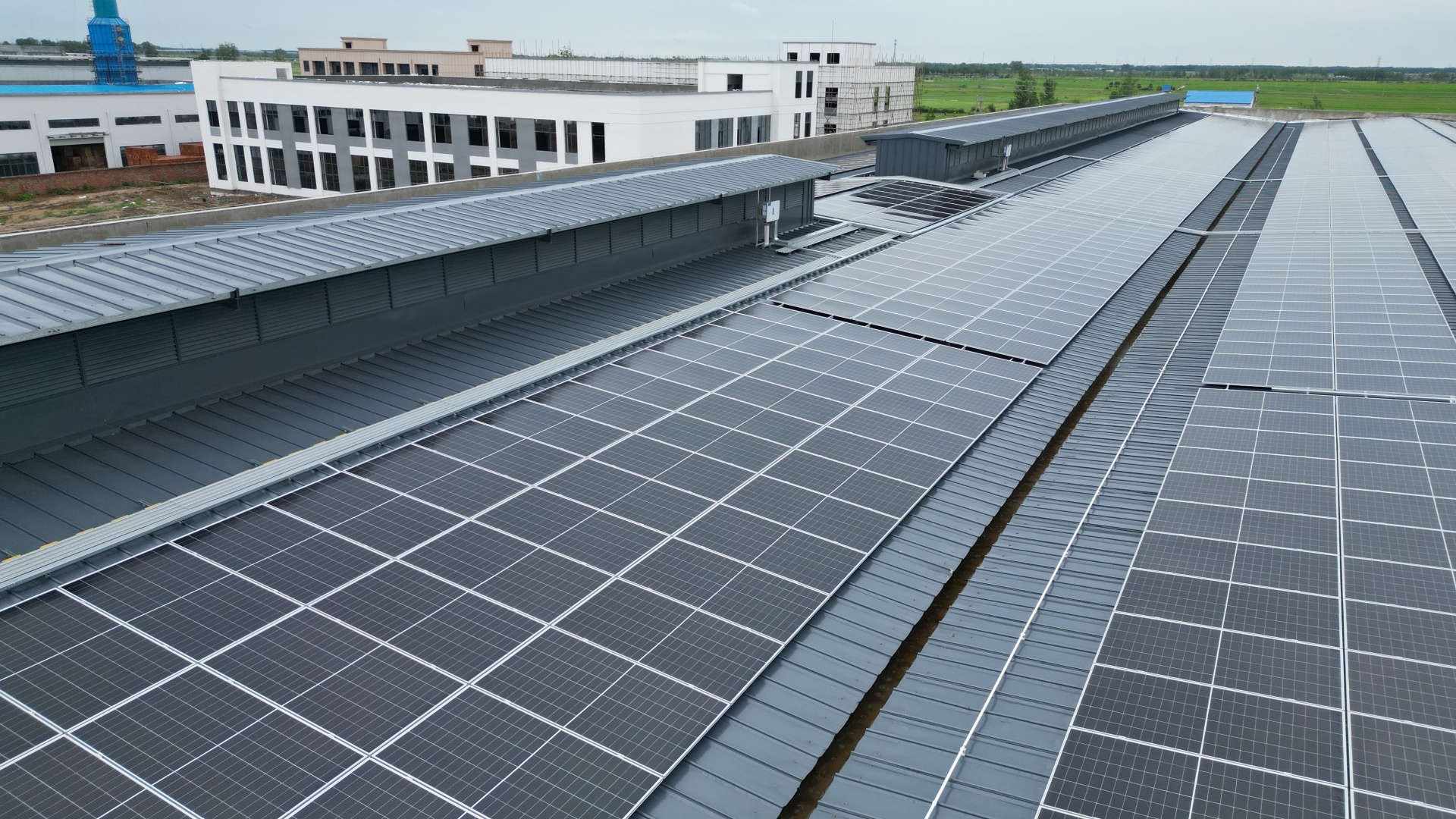 Metal roof solar mounting system