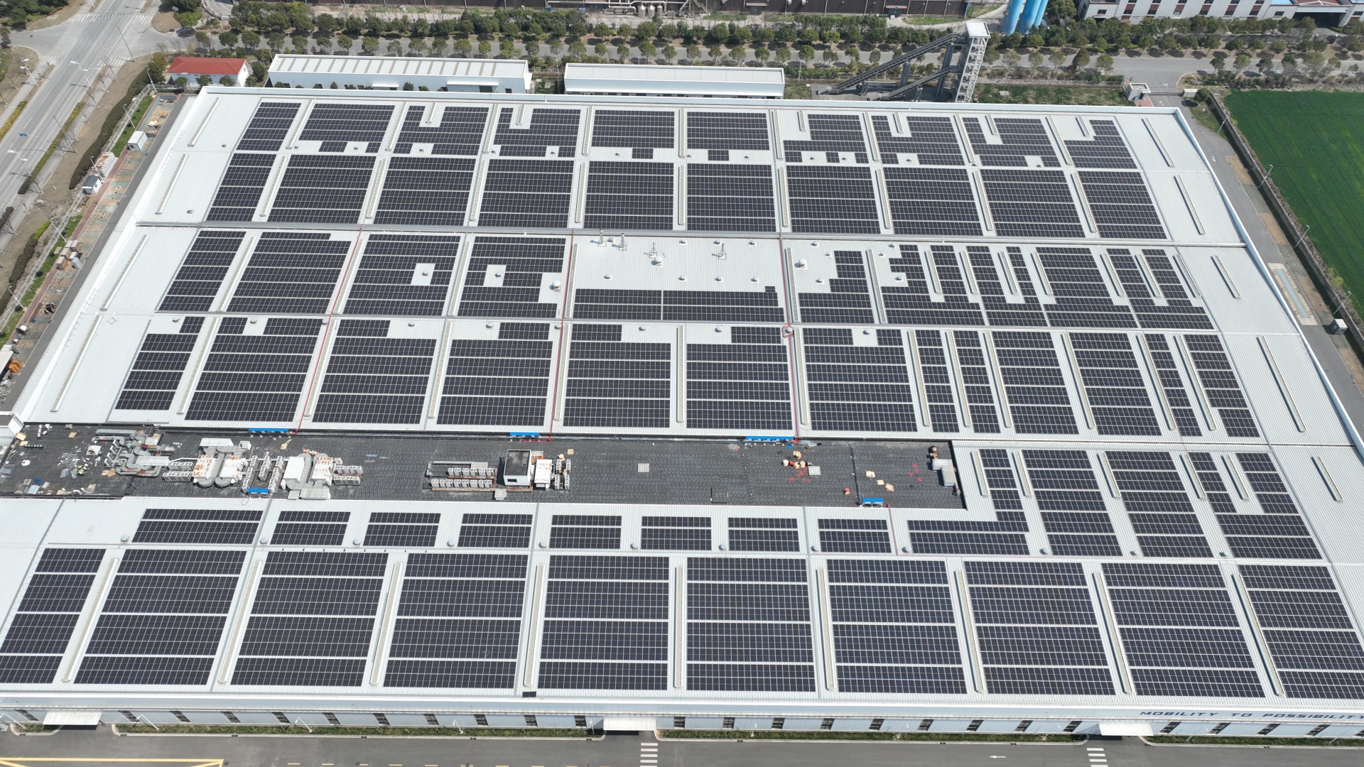 Commercial warehouse solar roof