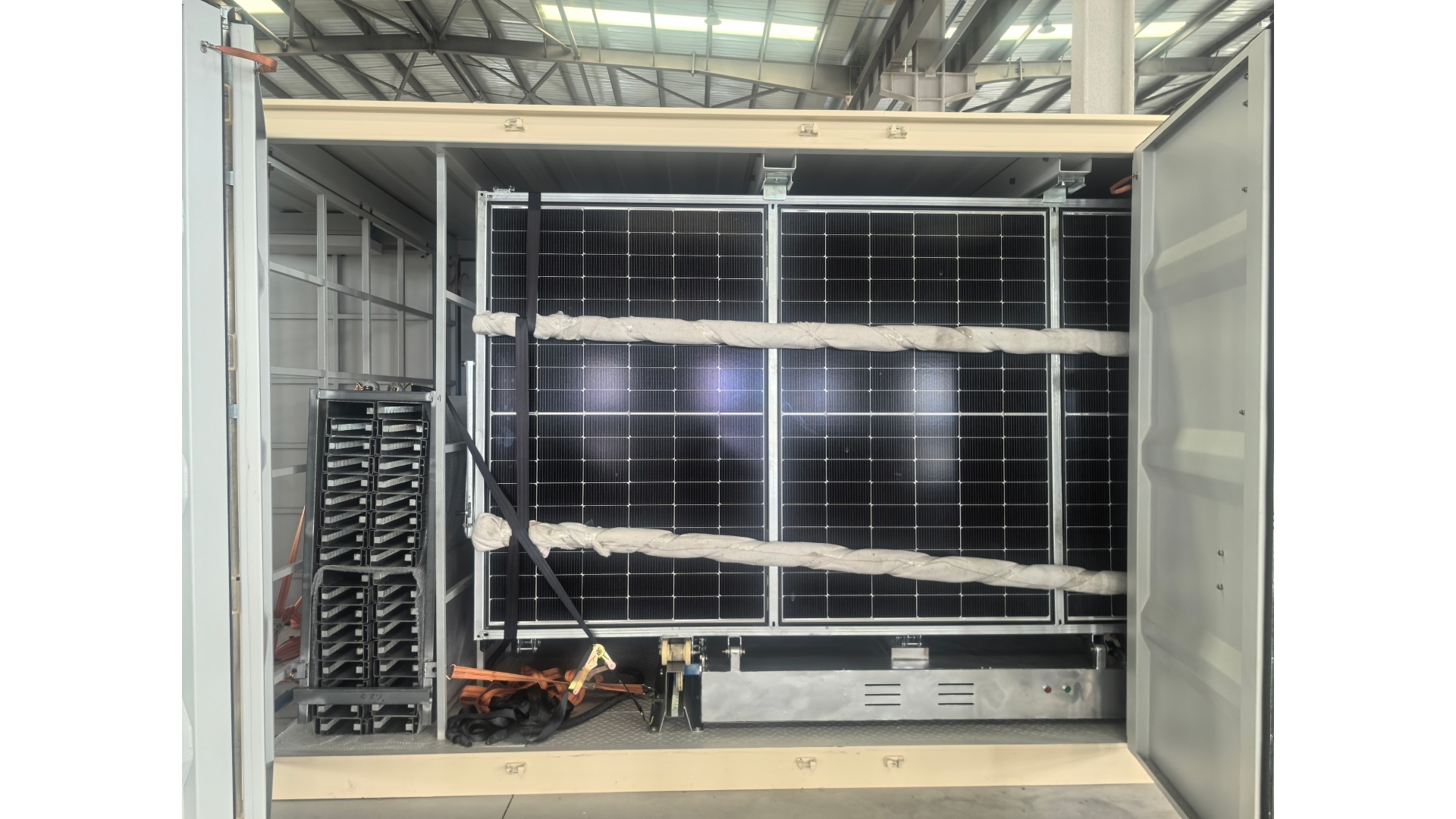 Mobile Solar Photovoltaic Power Station