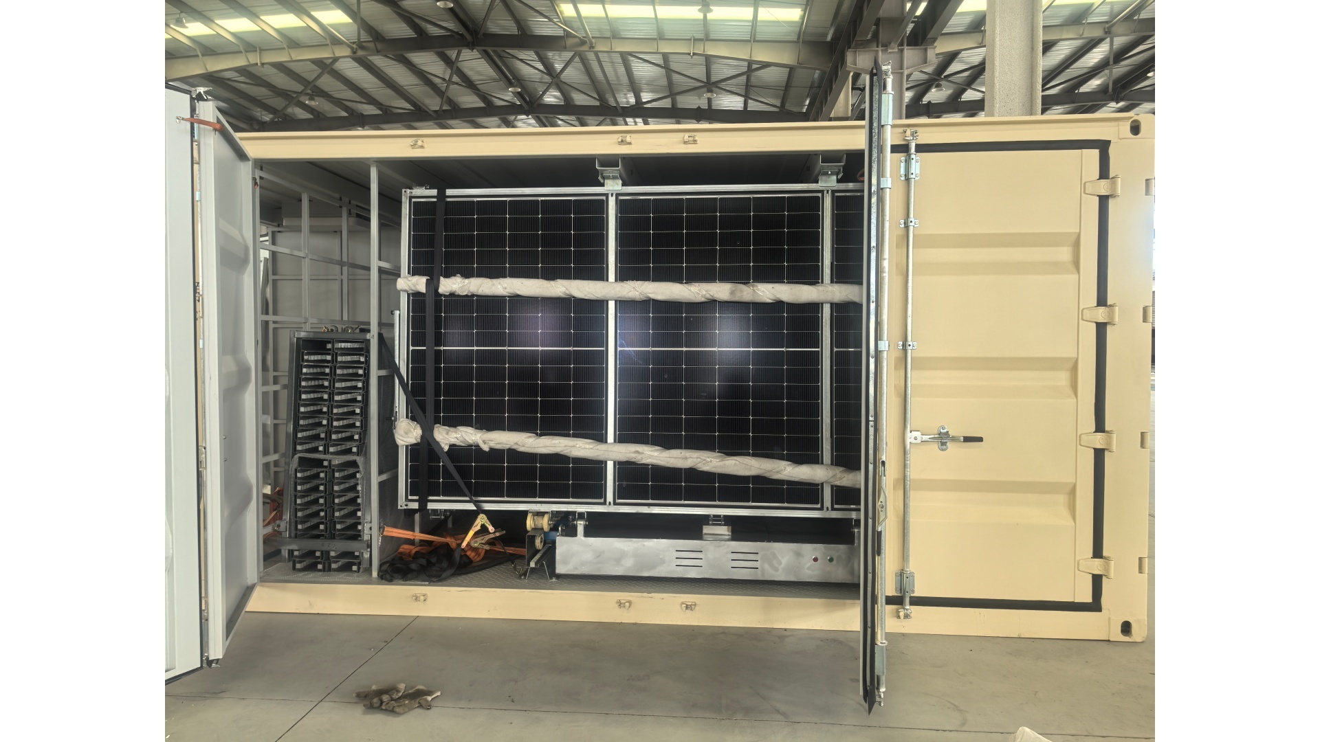 Mobile Solar Photovoltaic Power Station