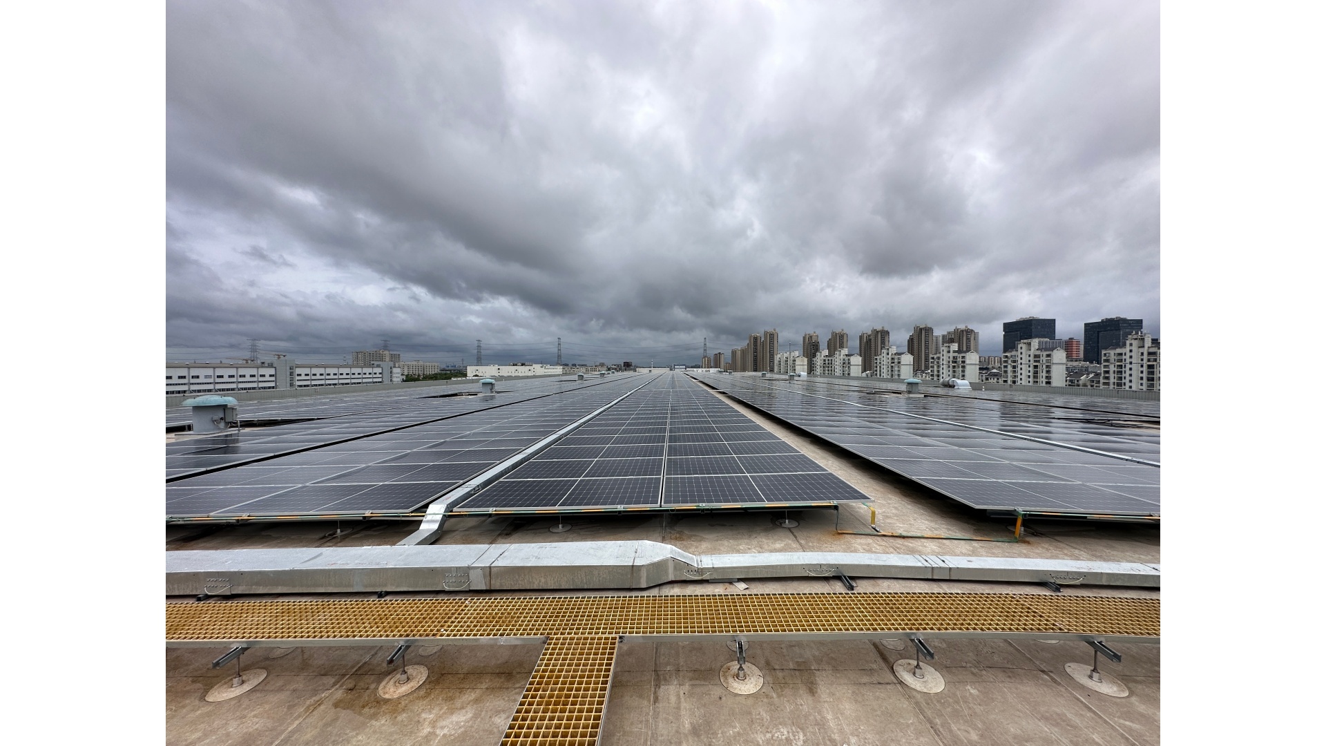 TPO/PVC Single-layer Roof Photovoltaic System