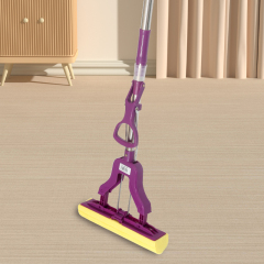 Hands-Free Folding Squeeze Mop