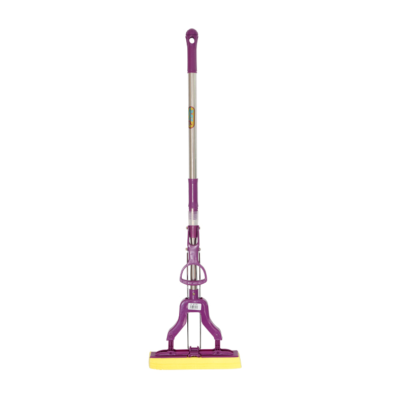Hands-Free Folding Squeeze Mop