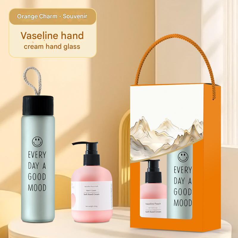 The creative landscape gift set (two pieces) includes a thermos, towel, and hand cream. Customization is available, making it an ideal gift choice for families, offices, and couples.