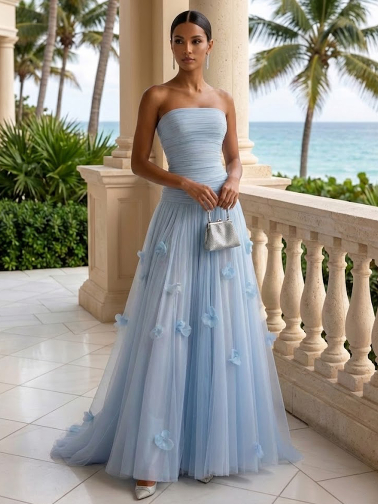Women's Light Blue 3D Floral Ruched Tulle Wedding Dress, Strapless Sleeveless A-Line Bridal Gown for Wedding Ceremony Engagement Photoshoot