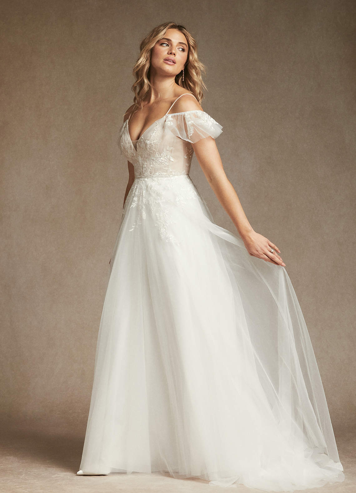 elyessen Iva Diamond White A-Line V-Neck Sequins Tulle Dress