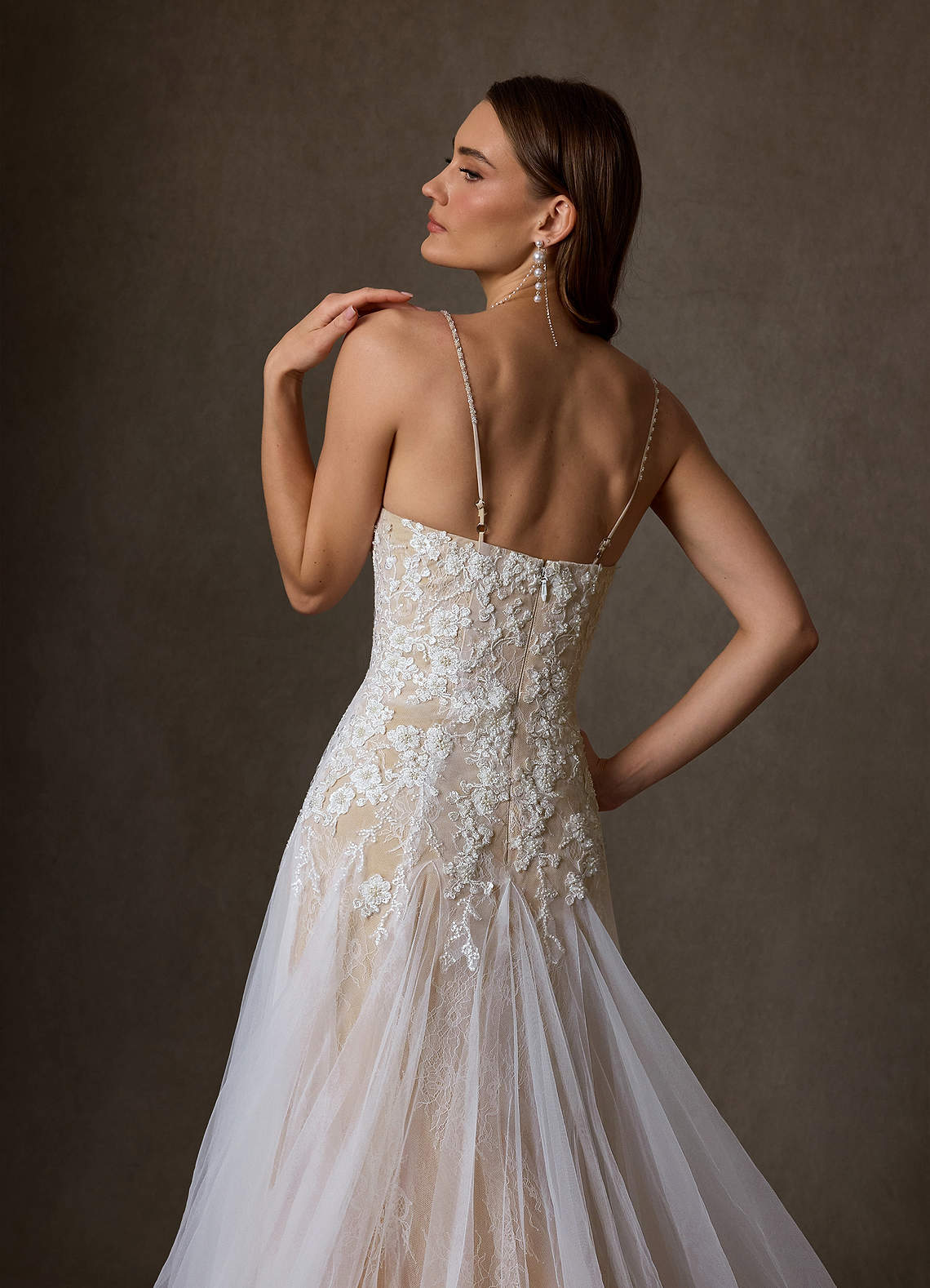 elyessen Diamond White A-Line Sweetheart Neckline Lace Dress