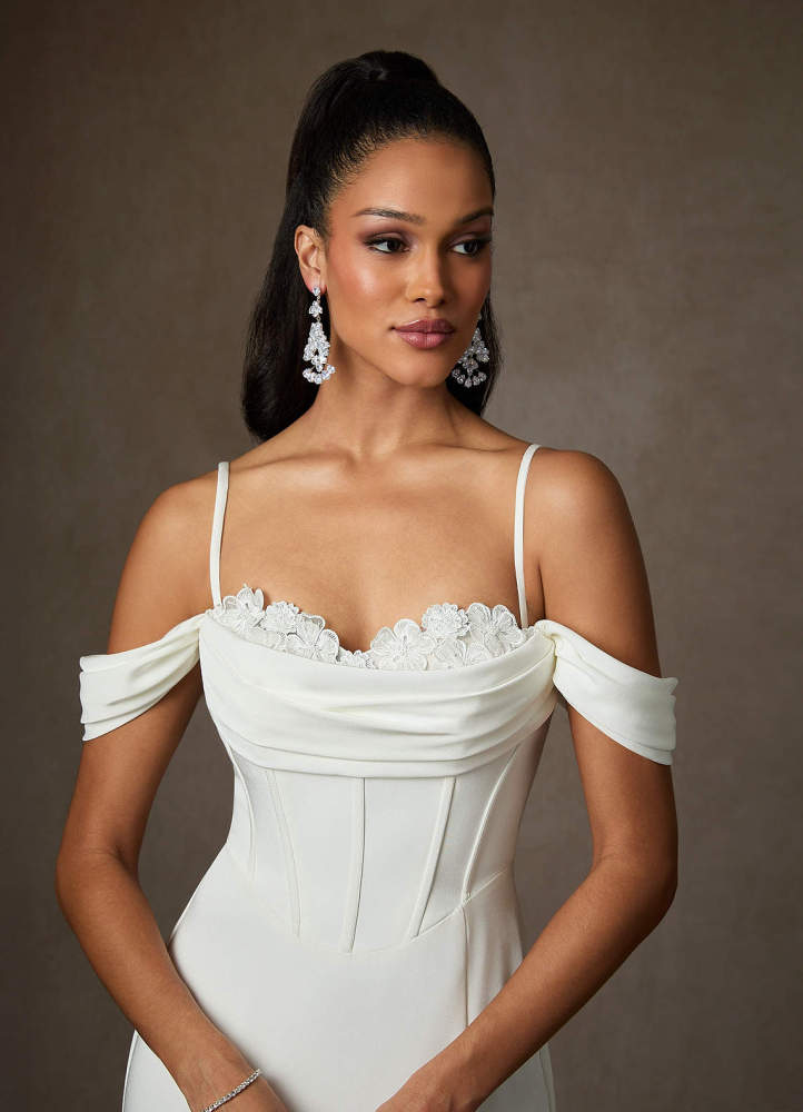 elyessen Viri Diamond White Mermaid Sweetheart Neckline Crepe Back Satin Dress