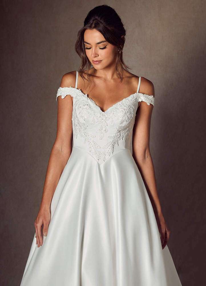 elyessen Kimberlee Diamond White Ball-Gown Sweetheart Neckline Lace Dress